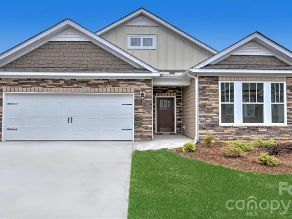 649 River Bottom Rd, Fletcher, NC 28792