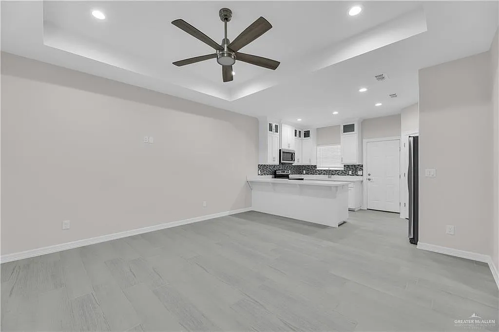 3 bed, 1136 sqft, $1,150 — Photo 4