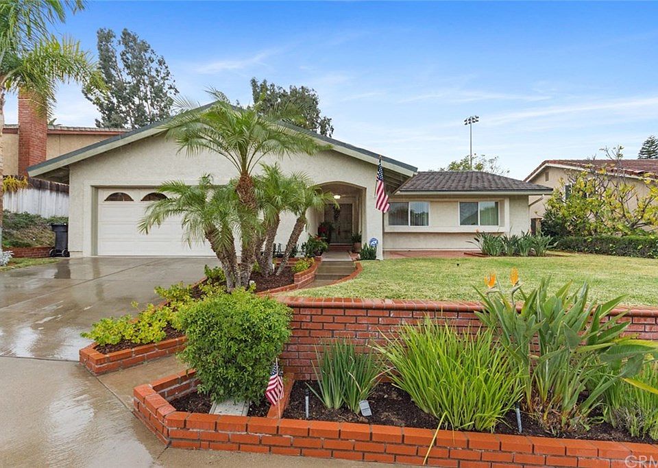 1st image of 19911 Malaga Ln