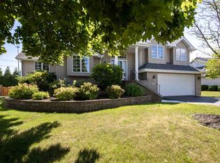 807 Indian Dancer Trl, Belvidere, IL 61008