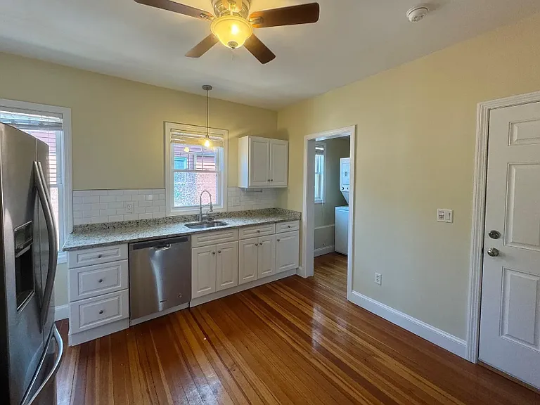 87 Morrison Ave #R2 — Photo 7