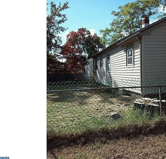 2nd image of 1101 Central Ave
