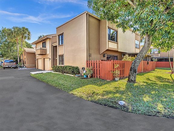 4th image of 3033 E Missionwood Cir #B-59