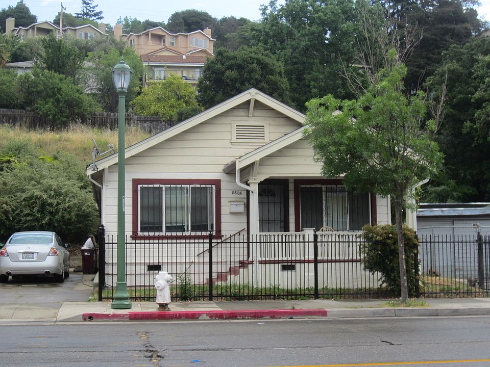1st image of 8606 Macarthur Blvd