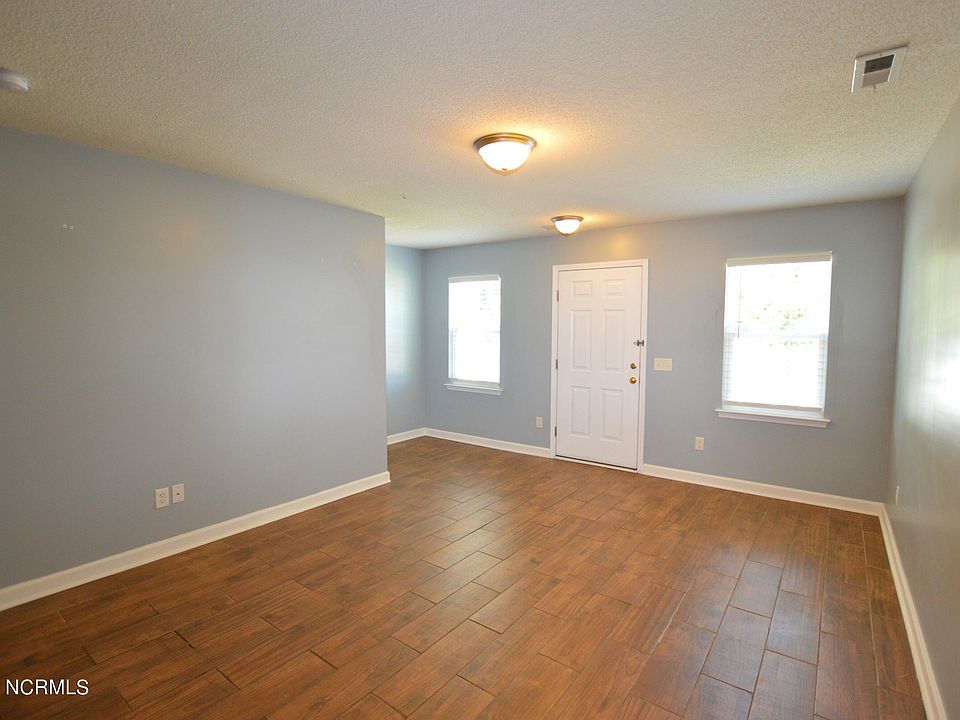 304 Burley Dr UNIT 2, Hubert, NC 28539 Zillow