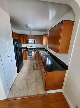 825 Humboldt St #B — Photo 5
