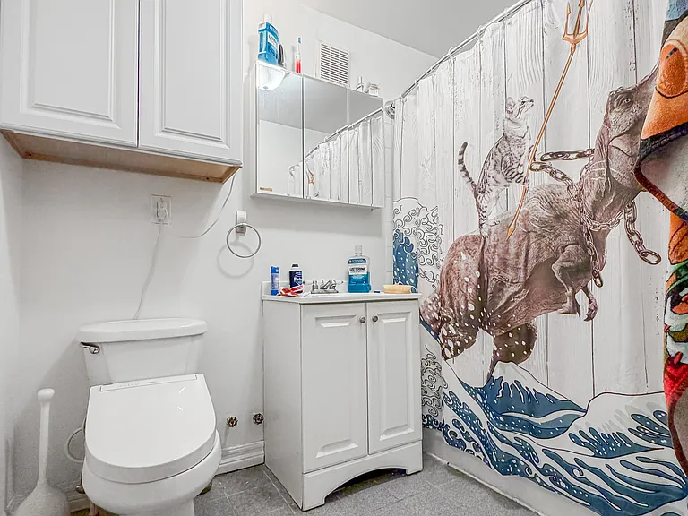 345 Eldert St #302 — Photo 9