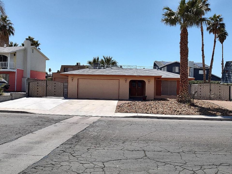 1st image of 3031 Topaz St