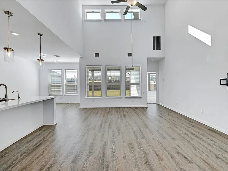 6411 Velvet Leaf Ln — Photo 7