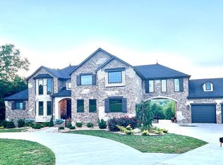 1373 E River Oak Dr, Springfield, MO 65803