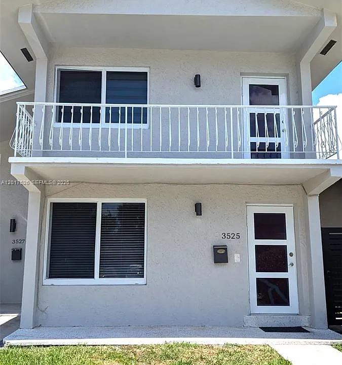 3525 SW 25th Ter #1