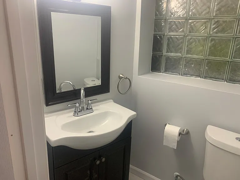 3440 Granton Ave — Photo 10