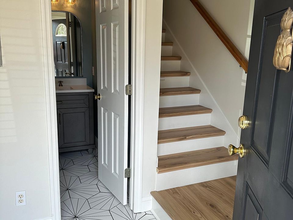 Entry and Foyer
