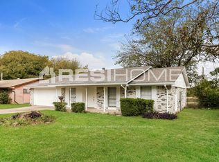 319 Timberline Dr, Duncanville, TX 75137