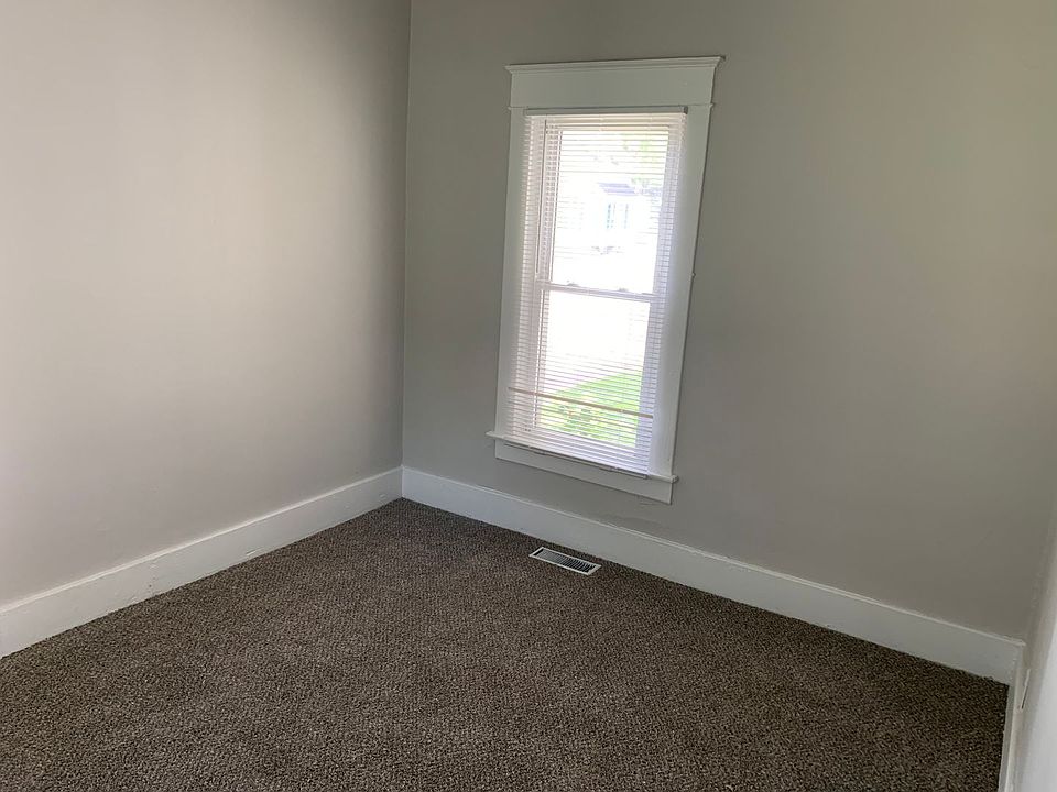 1st image of 1307 Young St