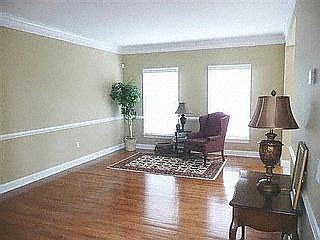4th image of 26398 Crestwood Dr