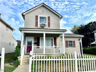 562 California Ave, Chester, WV, 26034