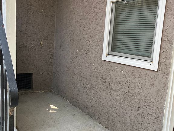 5th image of 2035 Vista Del Mar Ave #35-1/4