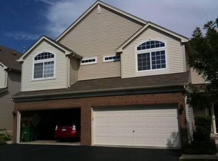 17573 S Gilbert Dr, Lockport, IL 60441