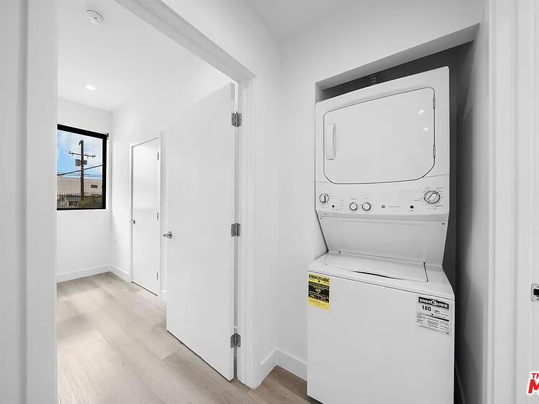 5612 Lexington Ave #204 — Photo 10