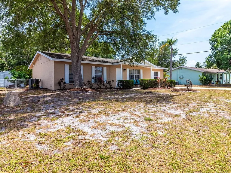 3314 Island Date Cir — Photo 41