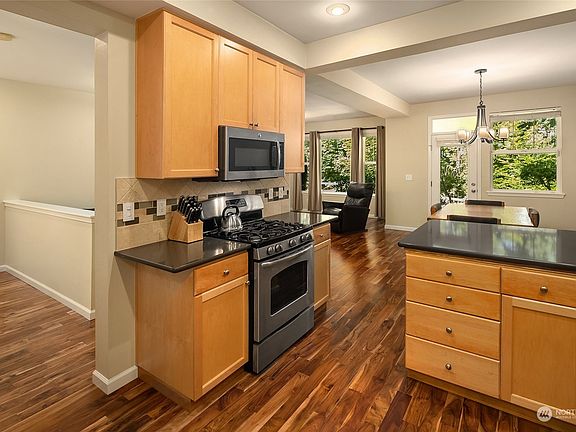 3rd image of 7704 Fairway Avenue SE #603