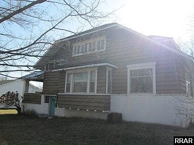 1st image of 733 E Church St