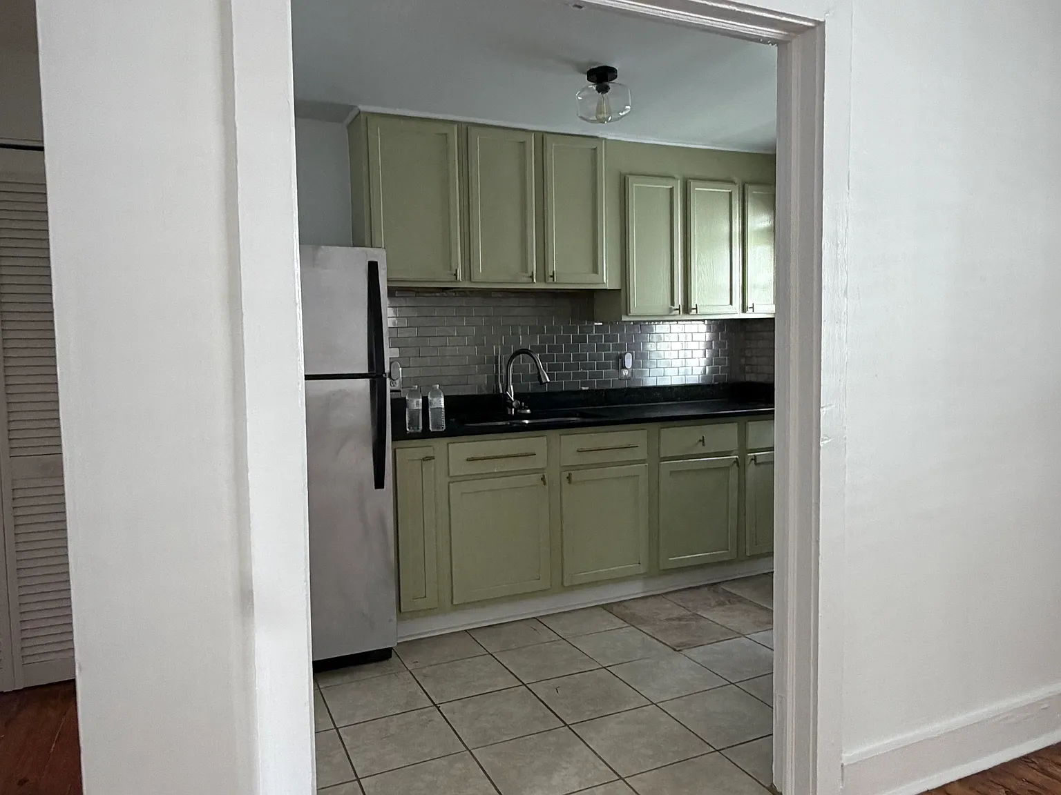 2 bed, 800 sqft, $2,155 — Photo 3
