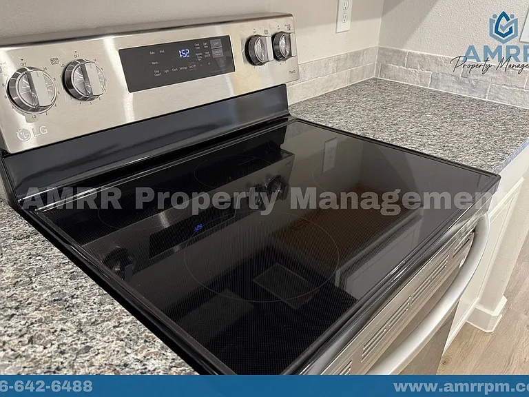 2603 Harmony Ave — Photo 8