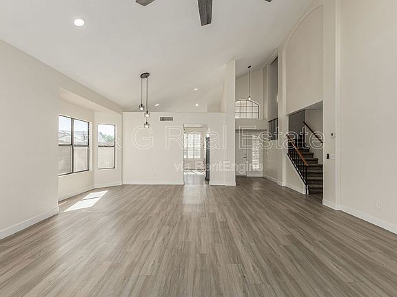 4th image of 4368 W Wahalla Ln