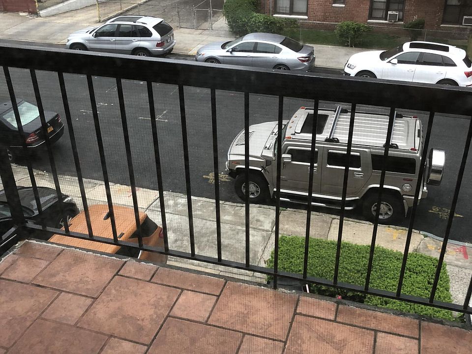 1st image of 8734 15th Ave