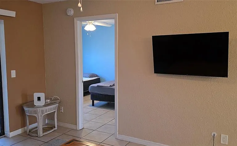 22523 Westchester Blvd #101B — Photo 5
