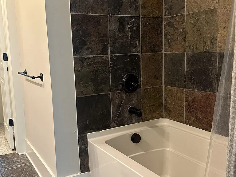 Second Level Jack-and-Jill Bath