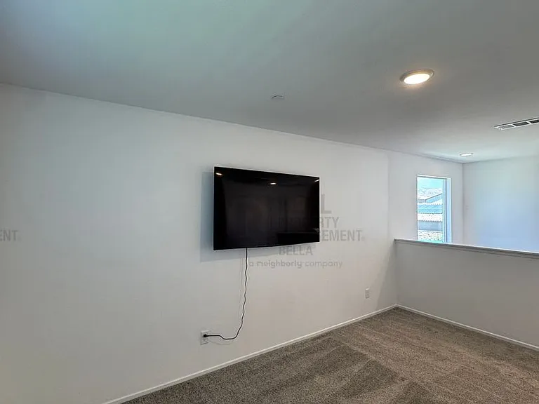2807 Moonshimmer St — Photo 18