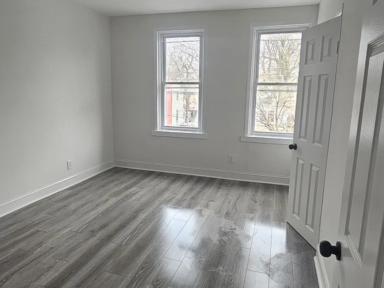 851 Centre St — Photo 3