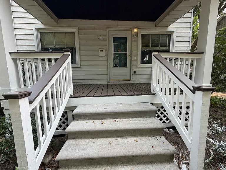 701 Park Ave — Photo 2