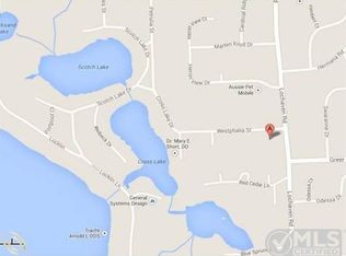 6535 Westphalia Rd, West Bloomfield, MI 48324