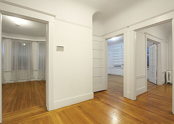 2nd image of 1219 Taylor St #U12