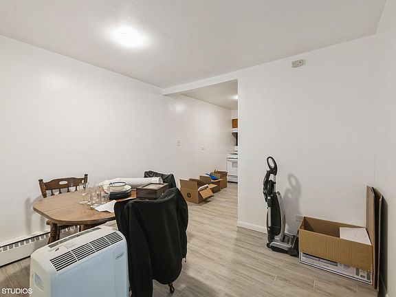 4th image of 5431 N Lincoln Ave APT 301