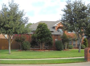 5818 Ambassador Ln, Rowlett, TX 75089