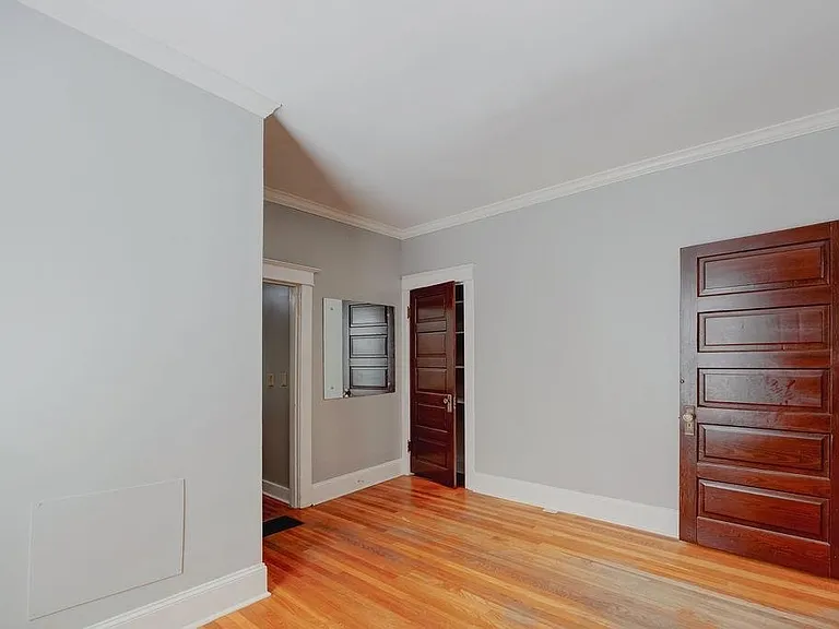 1319 Harbert Ave #3 — Photo 5