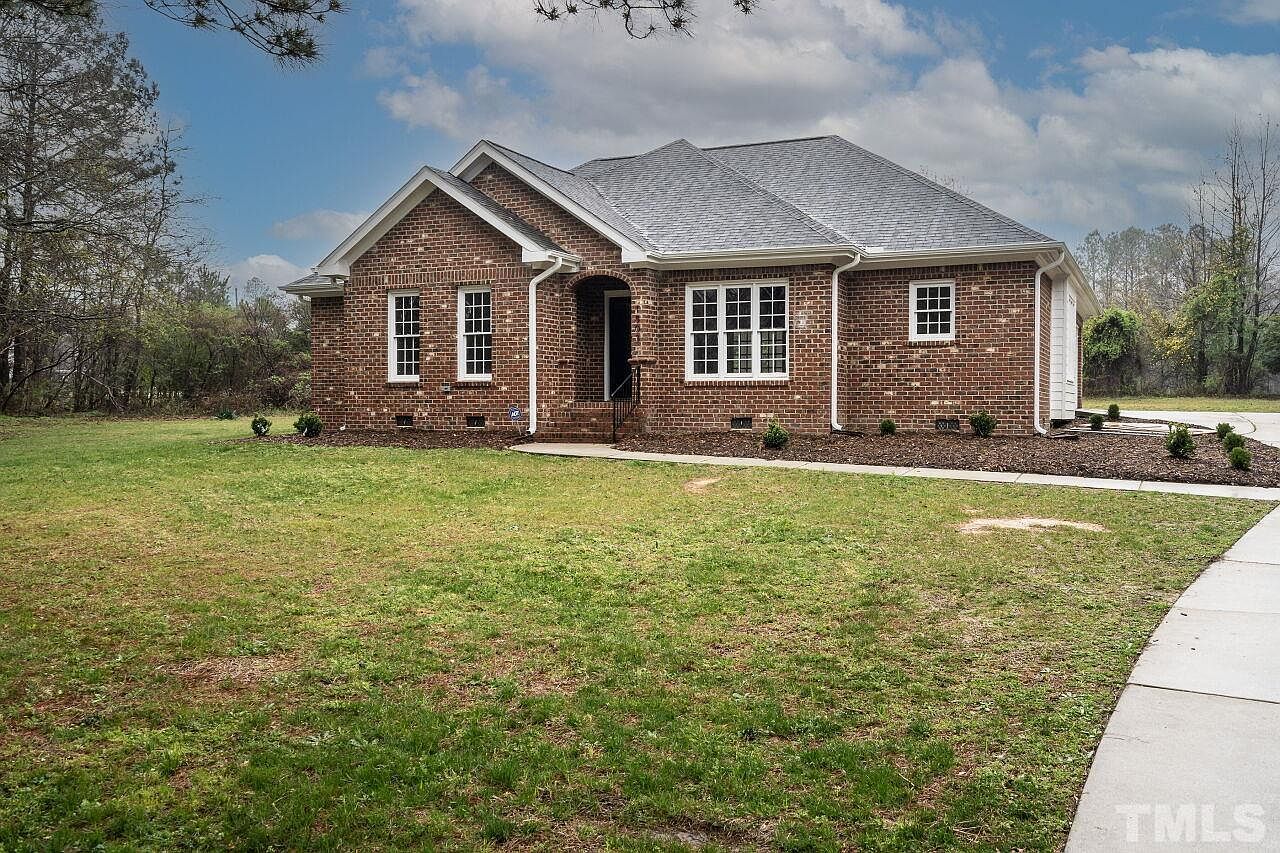 1803 Farm Lake Dr, Holly Springs, NC 27540 Zillow