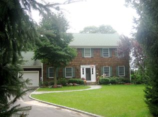 1800 Evergreen Dr, Cutchogue, NY 11935