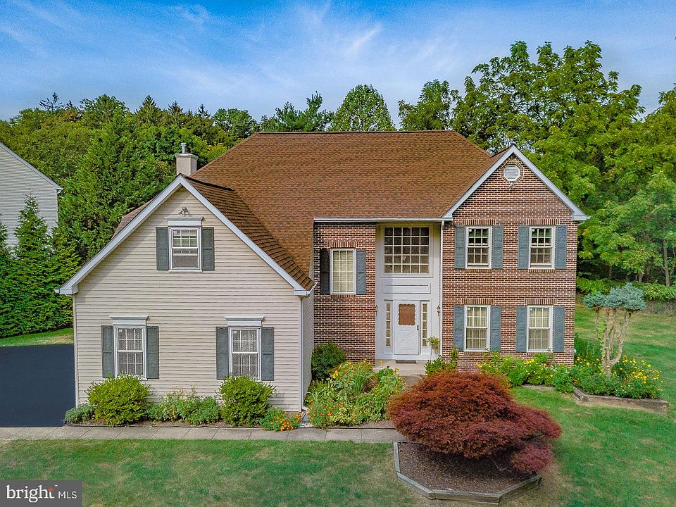 1st image of 600 Tall Pines Ln