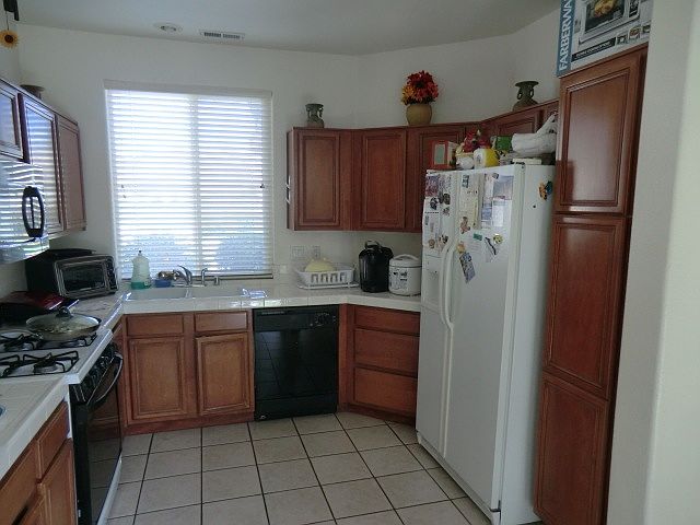 2nd image of 3391 Herons Landing Dr