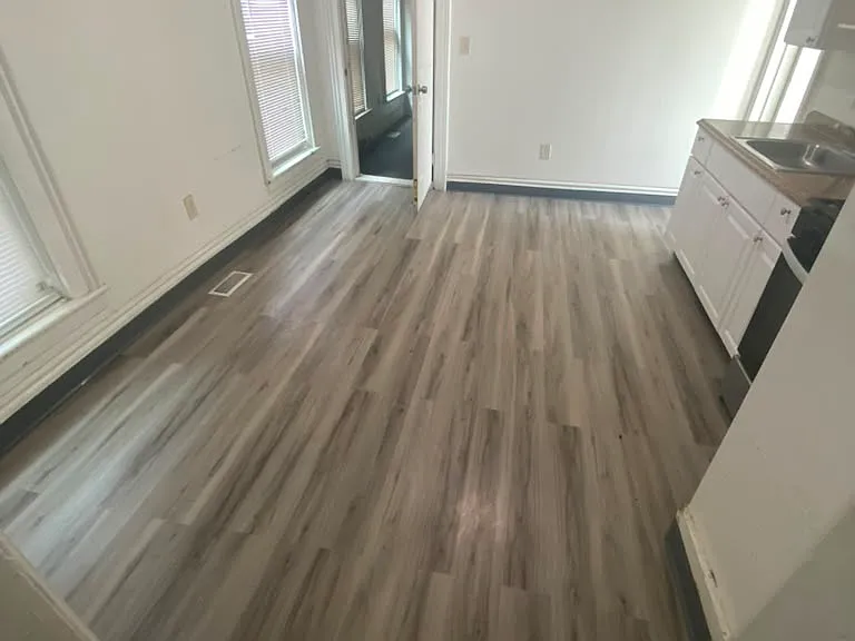 1924 Niagara St #2 — Photo 4