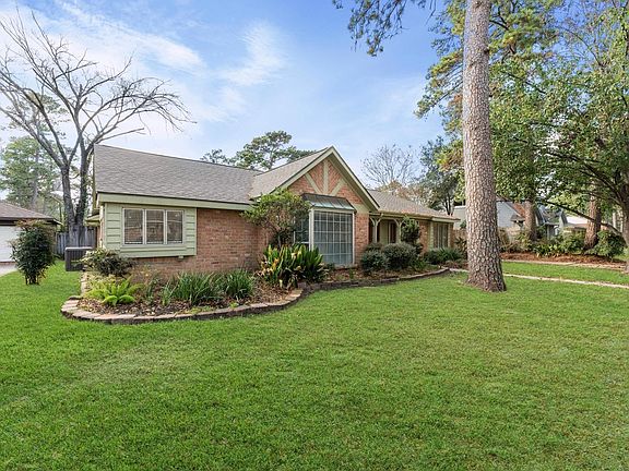 3rd image of 19415 Craigchester Ln