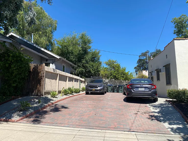 1084 Sinaloa Ave #1084 — Photo 15