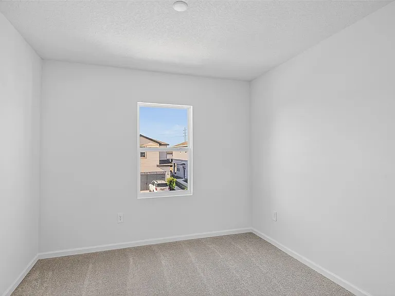 Poppy Ln — Photo 8