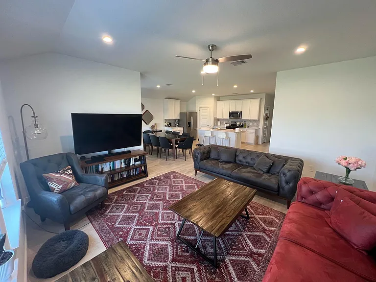 4007 Pierce Place Ln — Photo 3